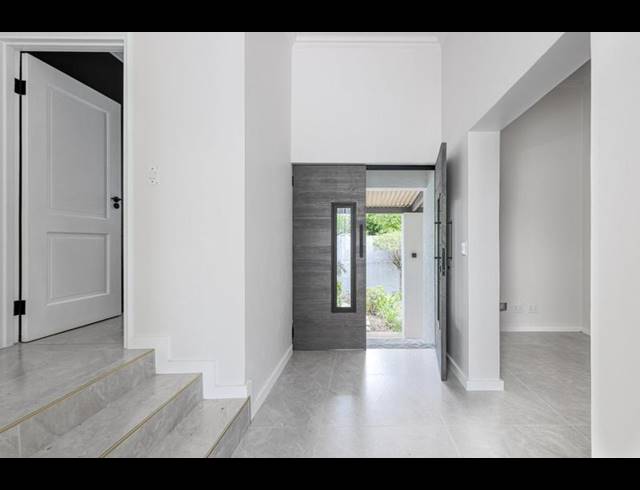 3 BEDROOM HOUSE FOR SALE IN DAINFERN GOLF ESTATE